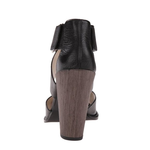 Kenneth Cole New York Women's Sora Dress Pump - Picture 5 of 8